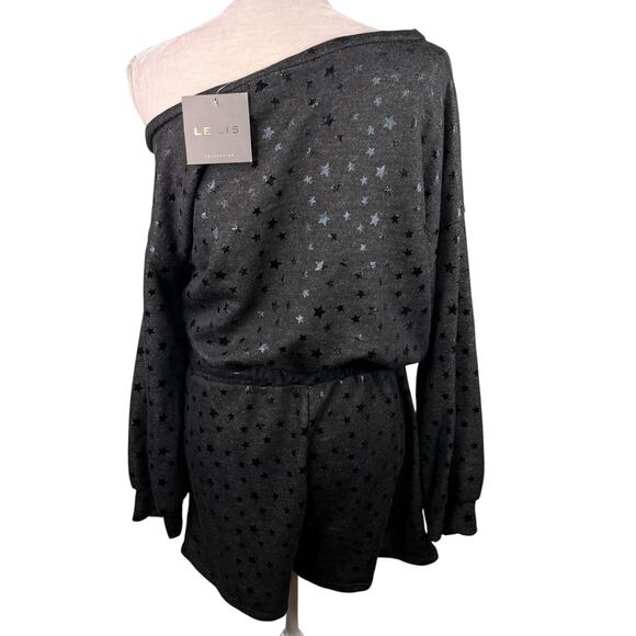 Le Lis Collection Romper Black Stars LS Pockets Off Shoulder New - Picture 3 of 16